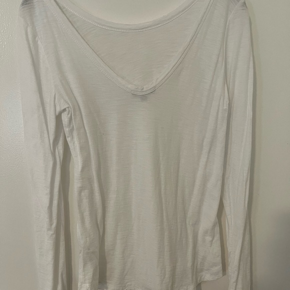 James Perse Classic White Long Sleeve Tee - Picture 2 of 3